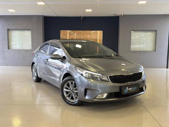 KIA CERATO 1.6 SX 16V FLEX 4P AUTOMÁTICO KIA CERATO 1.6 SX 16V FLEX 4P AUTOMÁTICO